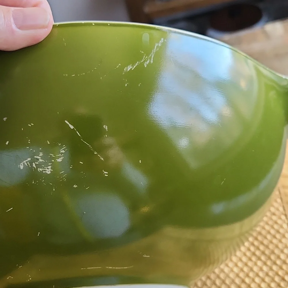 Pyrex 444 Avacado Green Verde Mixing Bowl 4 Quart Made In USA